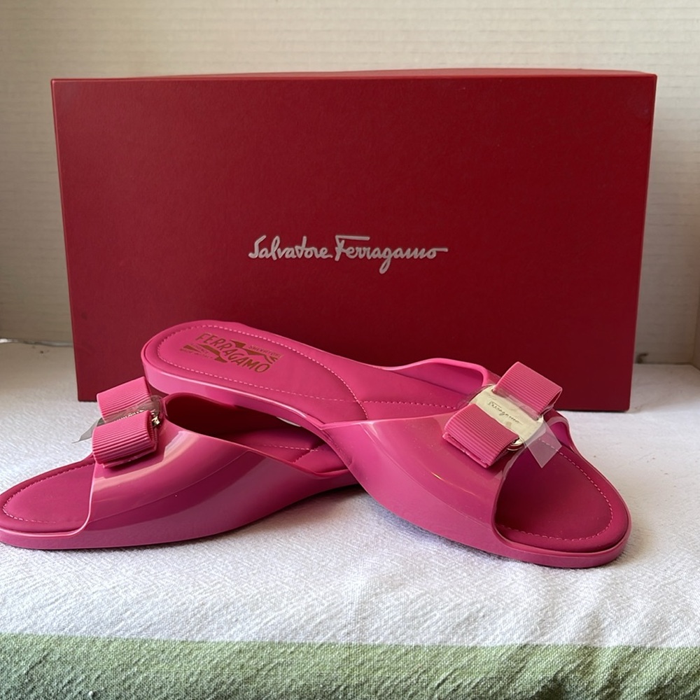 FERRAGAMO Cirella Jelly Slide Sandals With Vara Bow NIB